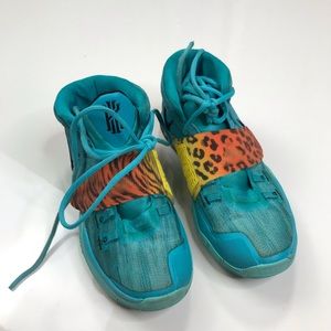 Nike Kyrie 6 GS Irving Animal Print Aqua